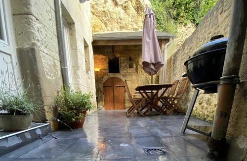Loches House | La Maison des Remparts - Gite Pour 8 Pers a Loches