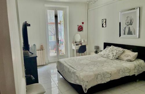 La Celle-sous-Gouzon House | La Maison du bonheur au cœur de Gonfaron