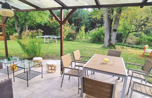 Le Vaudoue House | La Maison du Diplo: forest, trails and climbing