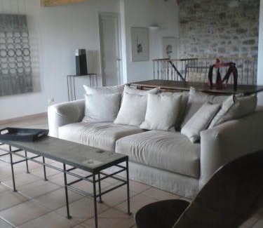 Conilhac-Corbieres Bed & Breakfast | La Maison Du Ruisseau