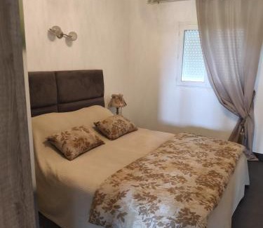 Saint-Laurent-d'Aigouze Apartment | La maison d adelaide