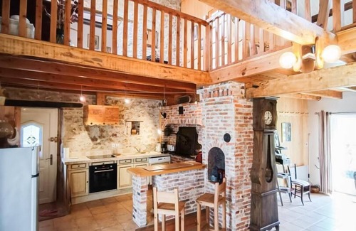 Saint-Martin-Labouval House | La Maison du Cluzel - SAINT MARTIN LABOUVAL