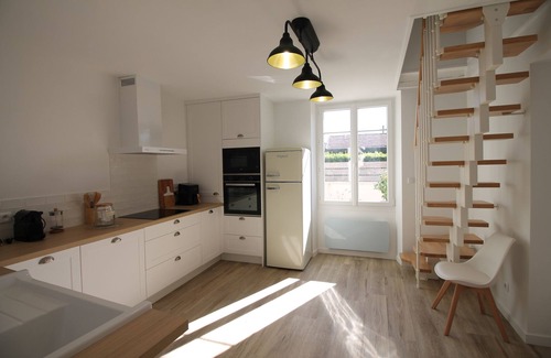 Saint-Yzans-de-Medoc Villa | La Maison Bois Carré Idéale Pour des Vacances en Famille ou Entre Amis !