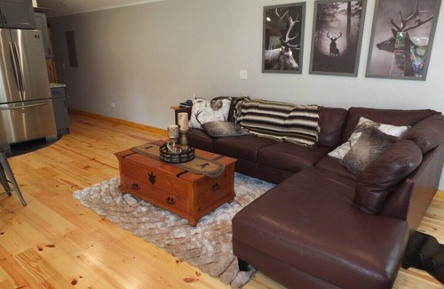 South Haven House | La Maison Malabar - Gorgeous Luxury Cabin in a Great Location!
