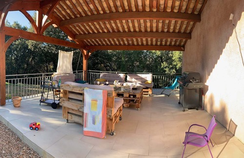 Besse-sur-Issole House | La Maison Noz, bastide with swimming pool, ideal for friends and families