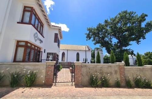 Paarl Villa | La Maison On Main Self-Catering Villa
