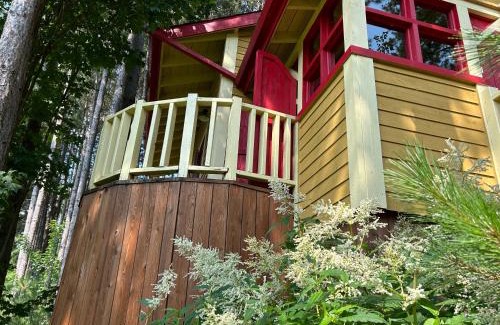 Mauricie Other | La Maison sous les arbres