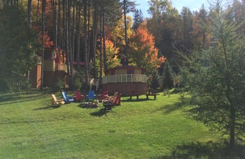 Mauricie Other | La Maison sous les arbres
