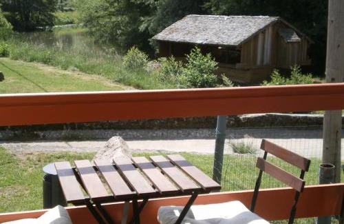 Semur-en-Auxois House | La maisonette du bateau lavoir