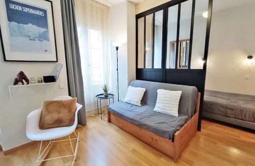 Bagneres-de-Luchon Apartment | La Maladeta, T2, wifi, ascenseur, casier à skis, 4 personnes
