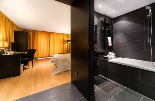 Schwabing Hotel | La Mansion Vi Vadi Hotel