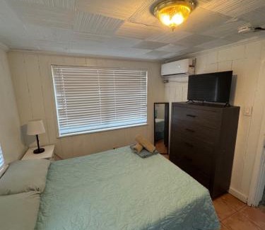 Croissant Park House | La Mare Fort Lauderdale Airport