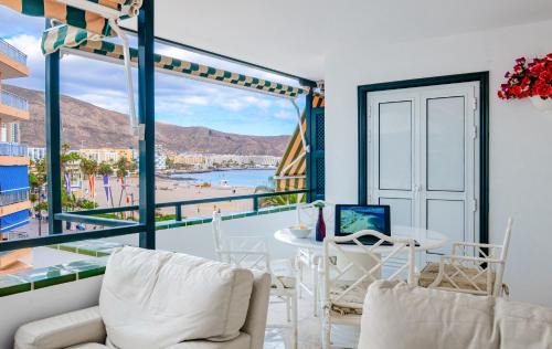 Los Cristianos Apartment | La Maricita Cristianos - Beach Front & Sea View