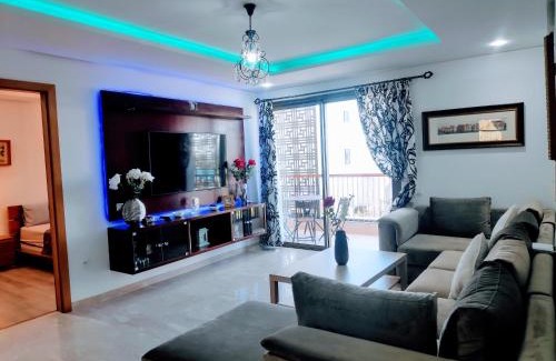 Bab al-Bahr Apartment | La Marina Luxury Apartment Fully Furnished Free WiFi, High Standard Residence, Amazing Prime Location Close to Restaurants, Transport, Beach and Bouregreg River
