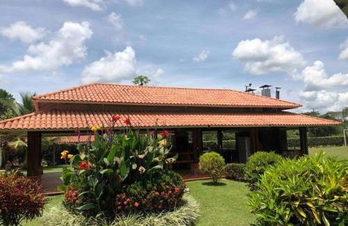 Villavicencio House | La mejor casa campestre a 25 min de Villavicencio