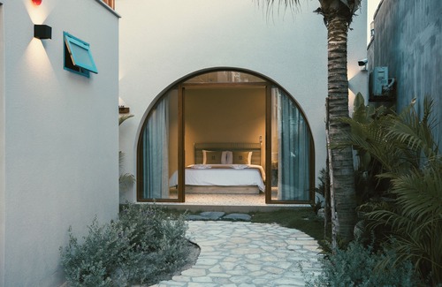 Central Mui Ne Beach Hotel | La Mer Bali Mui Ne