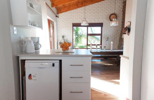 Kleinmond House | La Mer Seafront Selfcatering Accommodation Kleinmond