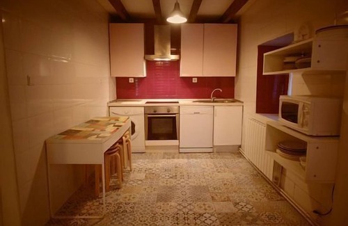 Quijano Ski Chalet | La Mimosa House for 16 people