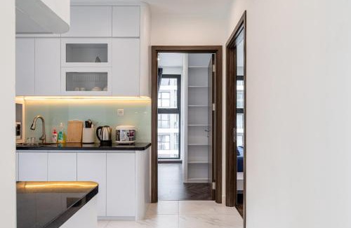 District 9 Apartment | LA Nest 2bed - Blue Nest