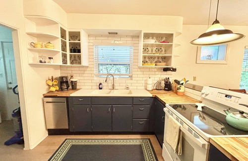 Holly Hill House | La Palma Verde, Sleeps 6!