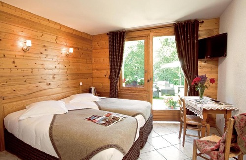 Saint-Jean-de-Sixt Bed & Breakfast | La Passerelle chambre au calme proche la Clusaz et Grand Bornand