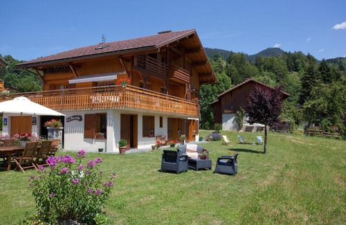 Saint-Jean-de-Sixt Bed & Breakfast | La Passerelle chambre au calme proche la Clusaz et Grand Bornand