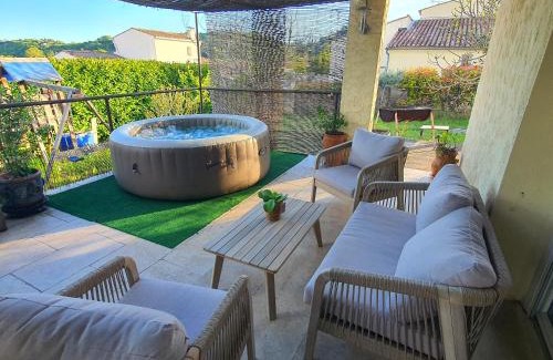 Forcalquier House | La pastourelle villa 6 couchages au calme