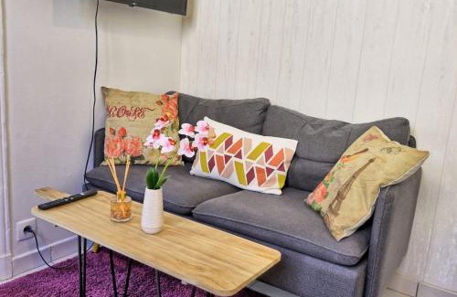 Bois Clos d'Orleans Apartment | La Pause Sous Bois Calme & Paris