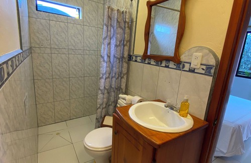 Bahia de la Academia Bed & Breakfast | La Peregrina Bed & Breakfast