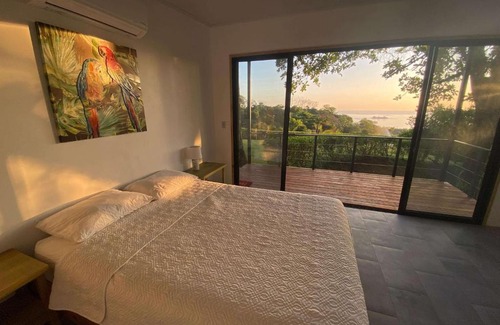 Ballena House | La Perla De Ballena