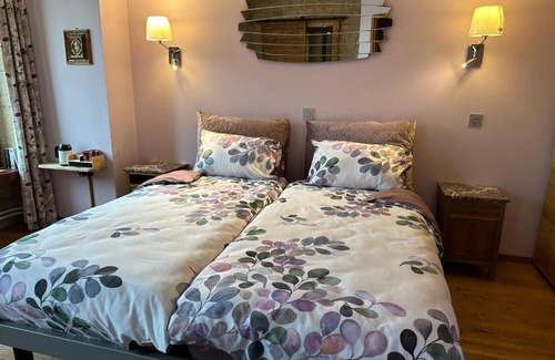 Pierrepont House | La perpontaise