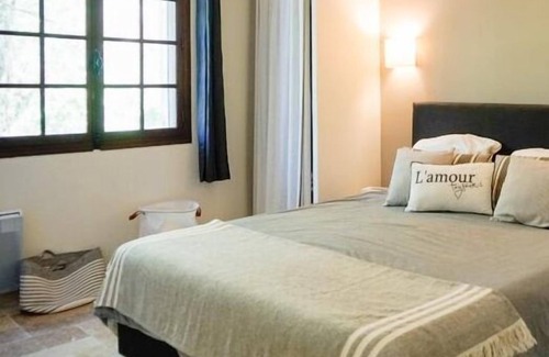 Correns Villa | La Petite Cloche Summ