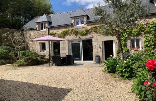 Pont-Aven House | La Petite Cour