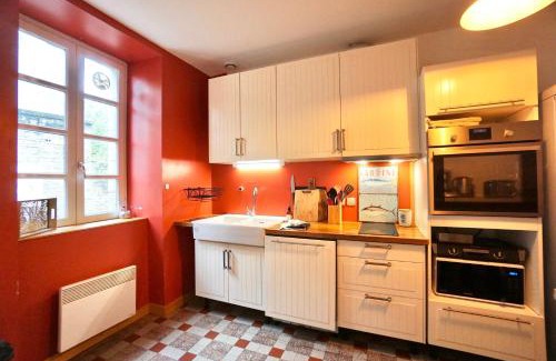 Walled Town of Concarneau Apartment | La petite maison de pêcheur
