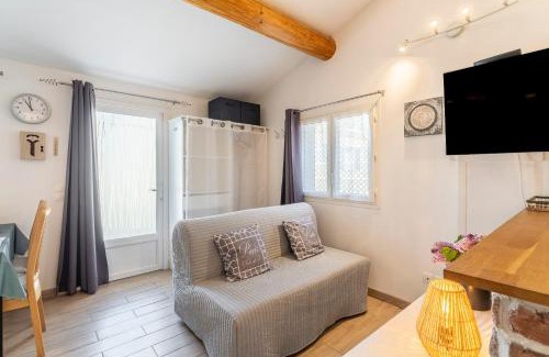 Bedoin Apartment | La Petite Maison