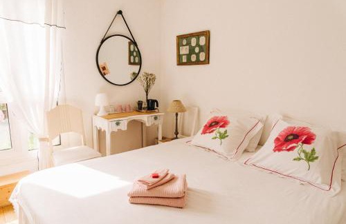 Le Rouet Bed & Breakfast | La Petite Maison