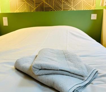 Valenciennes Apartment | La Petite Rhonelle - Studio en hypercentre