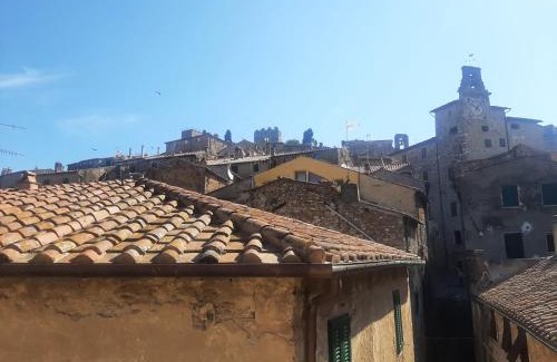 Campiglia Marittima Bed & Breakfast | La Piazzetta Toscana B&B