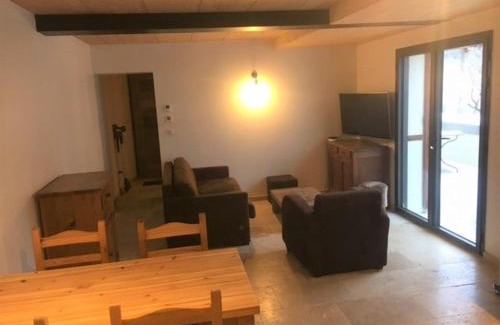 Les Contamines-Montjoie Apartment | La Pieuca, 50 m2 apartment in old farmhouse