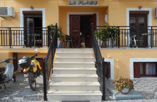 Kokkari Hotel | La Plage
