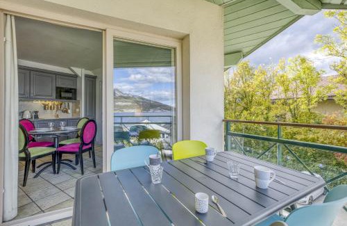 Duingt Apartment | La plage privee du lac