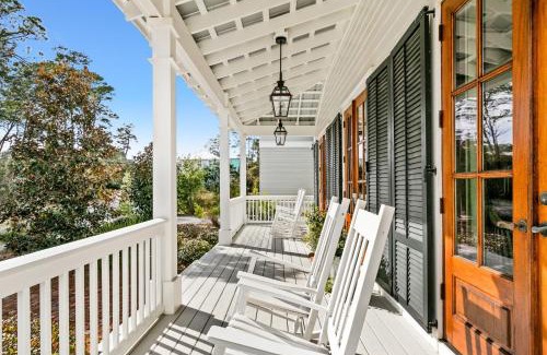 Lakeside at Blue Mountain Beach House | La Poire