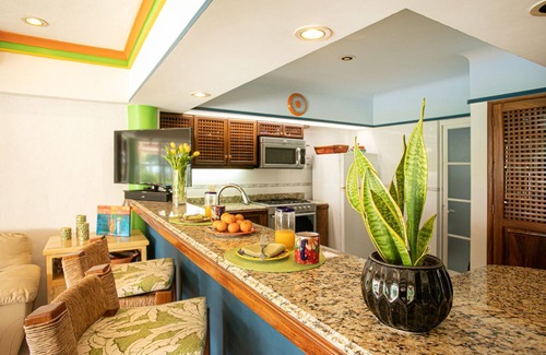 La Cruz de Huanacaxtle House | La Puntilla, Luxury 3-bedroom, 3-bath home with private pool in Gated Beachfront