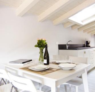 Iseo Apartment | LA QUADRA SUITES - Central Apartments in Iseo with daily housekeeping