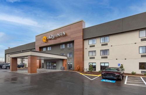 Donelson Hotel | La Quinta by Wyndham Nashville Airport