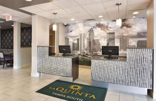 Sun Bay South Hotel | La Quinta by Wyndham Tampa Bay Area-Tampa South