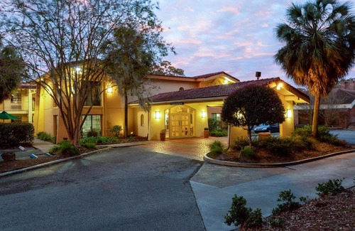 Tallahassee Hotel | La Quinta Inn by Wyndham Tallahassee North