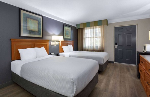 Northeast Pensacola Hotel | La Quinta Inn by Wyndham Pensacola