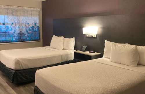 Bakersfield Hotel | La Quinta Inn by Wyndham Bakersfield South