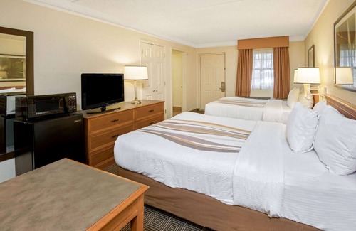 Downtown San Antonio Hotel | La Quinta Inn by Wyndham San Antonio Market Square